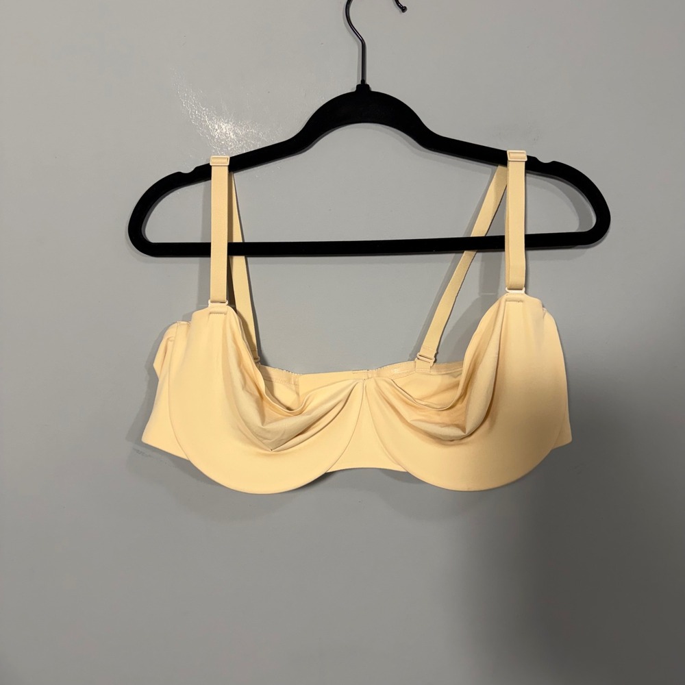 Skims Fits Everybody Unlined Underwire Bra Butter Yellow 40DDD RN158973